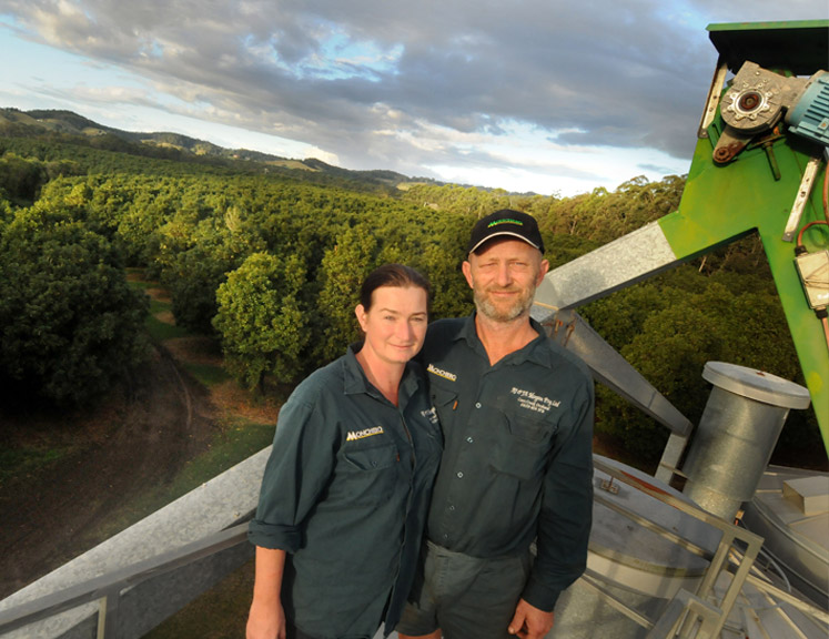jodie and allan morgan macadamia growers 747x576 1